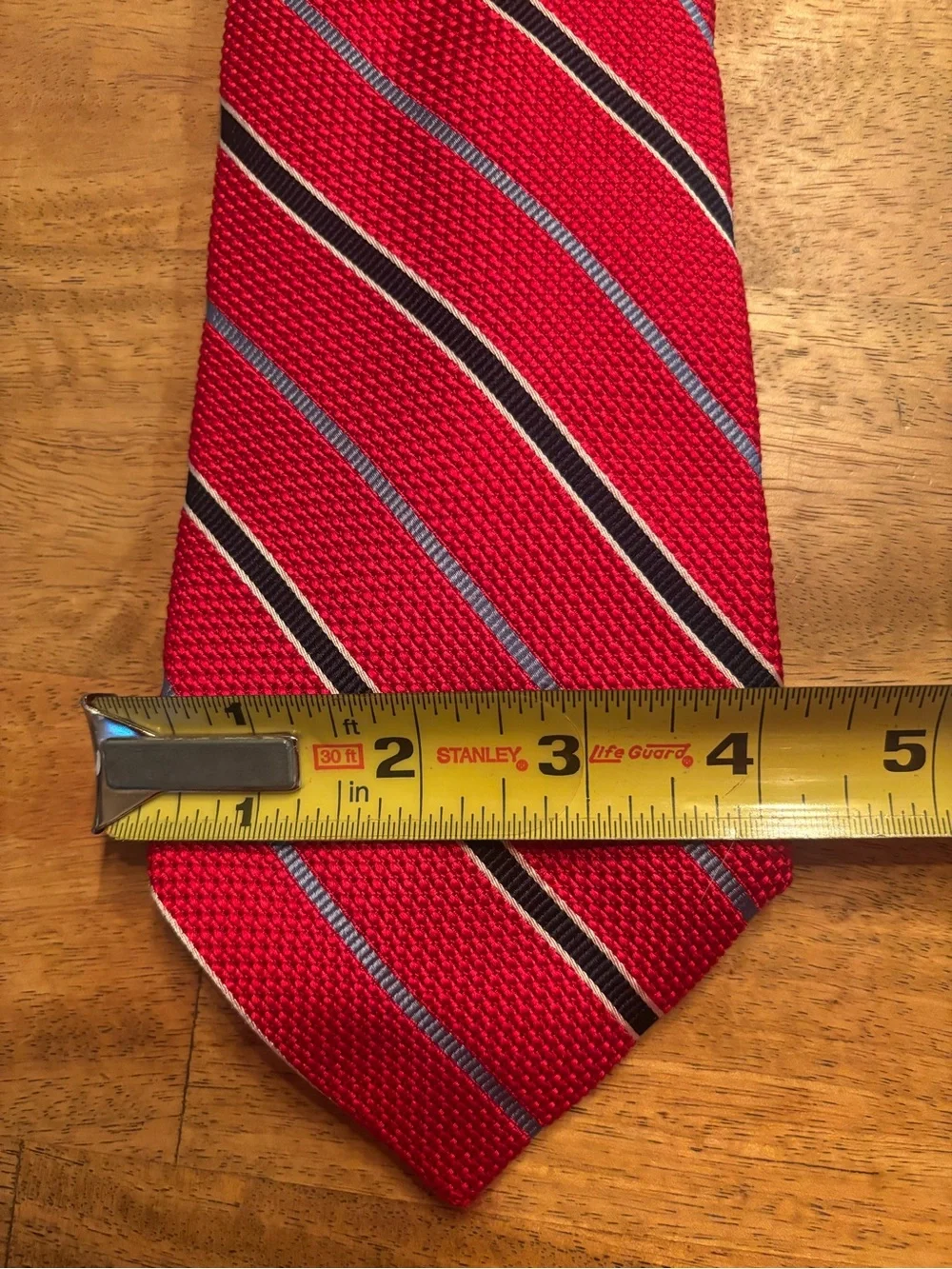 Brooks brothers Men's Red Striped Silk Tie - Classic Formal Accessory
